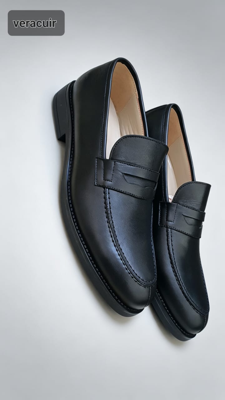 V20 chaussure en cuir
